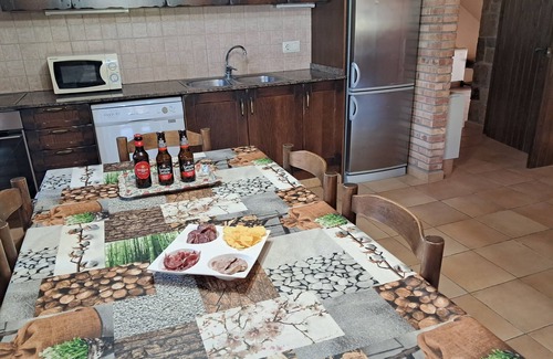 Porqueres Villa | Beautiful Holiday Villa with Pool near Banyoles & Girona. 9 Bedrooms.