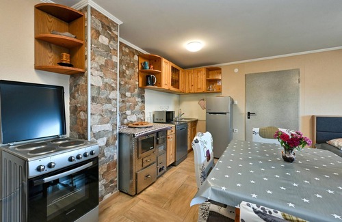 Varazdinske Toplice House | Beautiful home in Leskovec Toplicki
