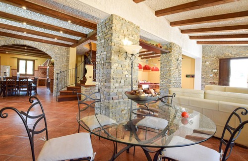 Altavilla Milicia House | Beautiful home in Altavilla Milicia