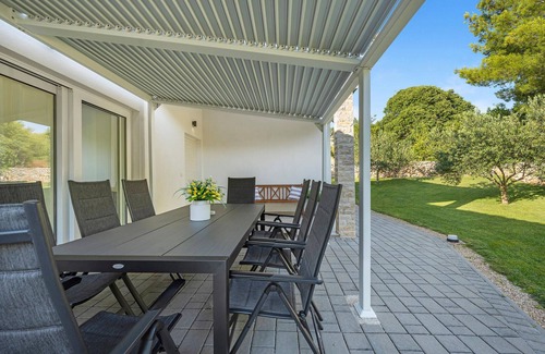 Sibenik House | Beautiful home in Dubrava with sauna