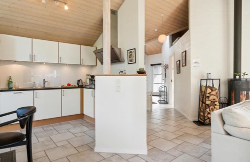 Øksenmølle House | Beautiful home in Ebeltoft with sauna