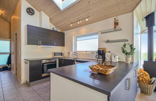 Ebeltoft House | Beautiful home in Ebeltoft with sauna