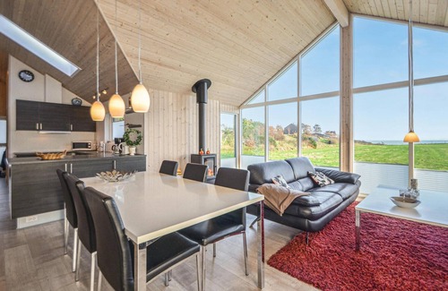 Ebeltoft House | Beautiful home in Ebeltoft with sauna