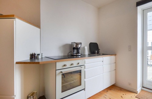 Bønnerup Strand House | Beautiful home in Glesborg with WiFi
