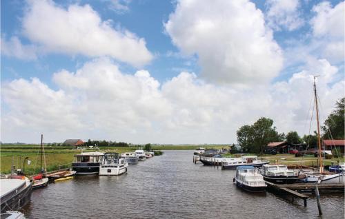 Lauwerzijl House | Beautiful Home In Lauwerzijl With Wifi