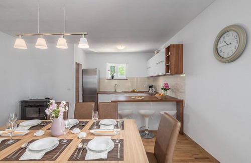 Orihi House | Beautiful home in Orihi