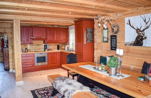 Vinje House | Beautiful home in Rauland with kitchen