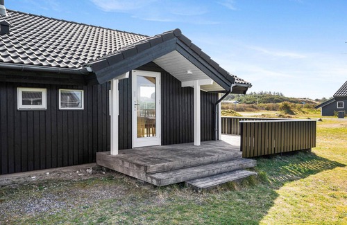 Lodbjerg Hede House | Beautiful home in Ringkøbing with sauna