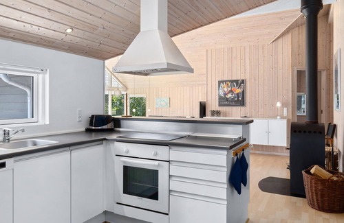Kramnitse House | Beautiful home in Rødby with WiFi