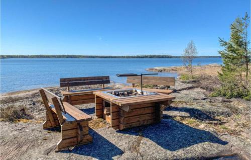 Saffle Apartment | Beautiful Home In Säffle With Kitchen