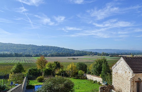 Saulchery House | Beautiful home in Saulchery with WiFi