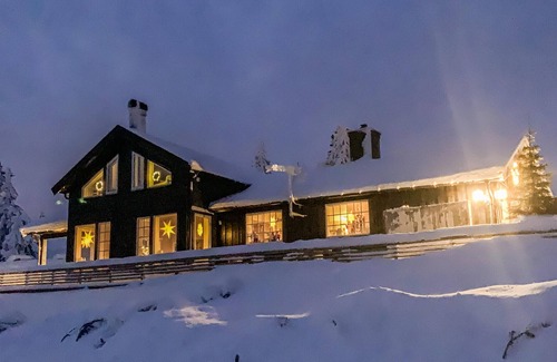 Sjusjoen House | Beautiful home in Sjusjøen with WiFi