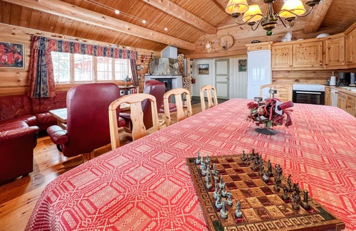 Skeikampen House | Beautiful home in Svingvoll with sauna