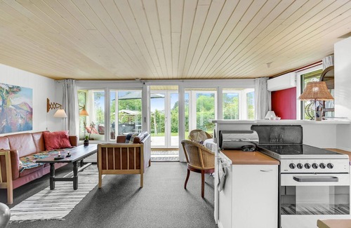 Kegnæshøj House | Beautiful home in Sydals with kitchen