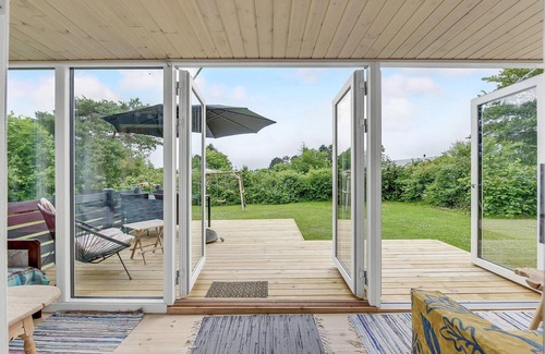 Kegnæshøj House | Beautiful home in Sydals with kitchen
