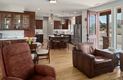 West Sedona House | Beautiful Home In The Heart of West Sedona! - 30-Day Minimum Coffee Pot 595 -