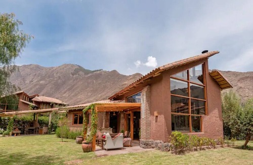 Urquillos House | Beautiful Home in the heart of the Sacred Valley, great location - awesome views