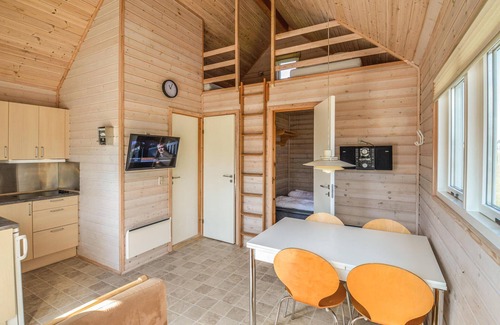 Thyboron House | Beautiful home in Thyborøn with WiFi
