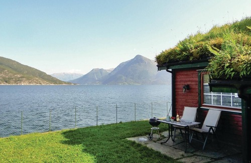Utne House | Beautiful home in Utne with sauna