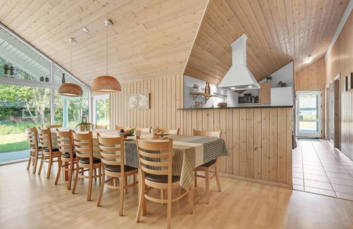Marielyst House | Beautiful home in Væggerløse with sauna