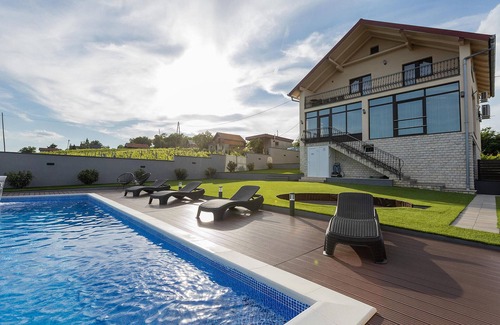 Velika House | Beautiful home in Velika