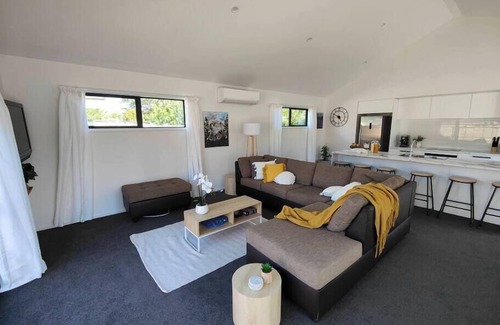 Woolston House | Beautiful home near everything!