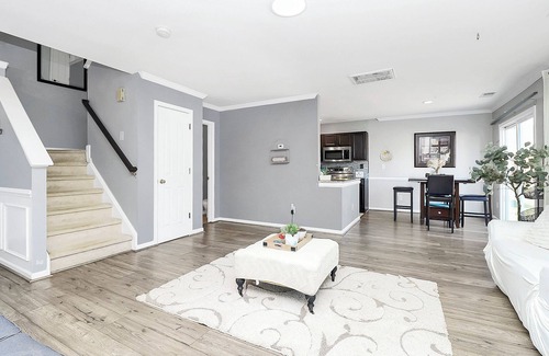 Steele Creek House | Beautiful home near Lake