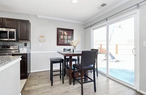 Steele Creek House | Beautiful home near Lake