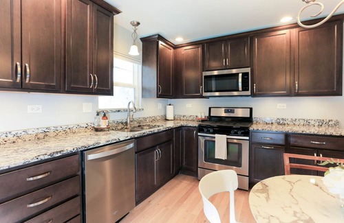 Romeoville House | Beautiful Home