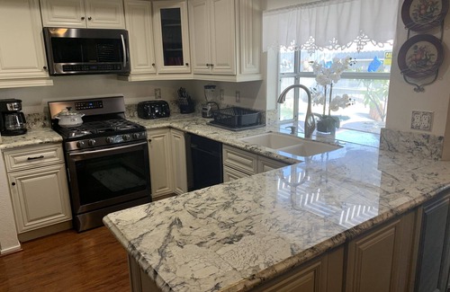Temecula House | Beautiful home w/pool/spa,close to Wineries