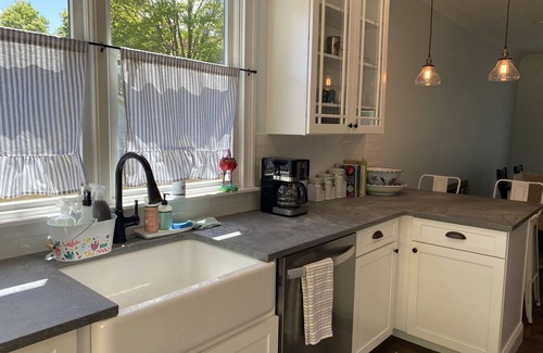 Jamesport House | Beautiful home with heated saltwater pool in the heart of the North Fork!