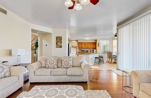 East Mesa House | Beautiful home with private pool, W/D, central AC & great locale - dog-friendly