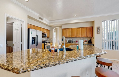 East Mesa House | Beautiful home with private pool, W/D, central AC & great locale - dog-friendly