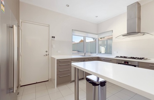 Mount Pleasant House | Beautiful House with a view!