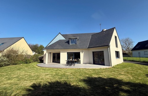 Combrit House | Beautiful house close to the beach