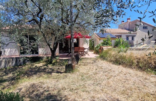 Berre-des-Alpes House | Beautiful house on large enclosed plot of land Between the sea and the mountains in absolute peace and quiet