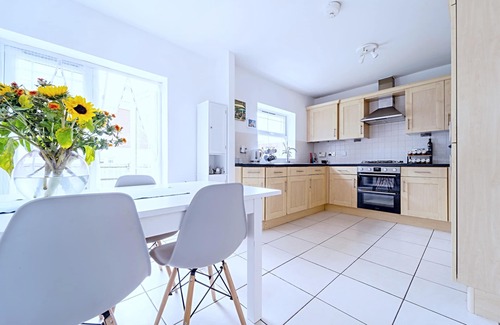 Camberley House | Beautiful House in a Tranquil Location