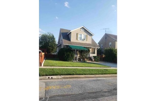 Graceland Park House | Beautiful house in Dundalk close to Baltimore downtown, I95 ,I85 ,BWI Airport