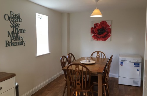 Andover House | Beautiful House in Great Location!