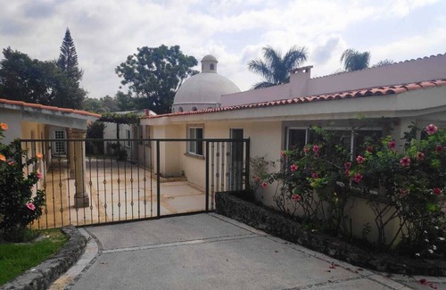 Cuernavaca House | > Beautiful house !