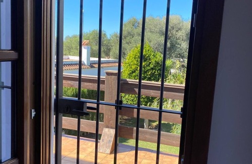Zahora House | Beautiful house united family. With garden 5 minutes walk from the beach