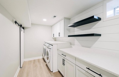 Cottage Grove House | Beautiful house
