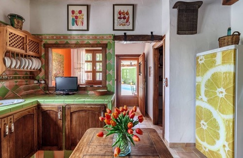 Padul Cottage | Beautiful house with private pool and fireplace