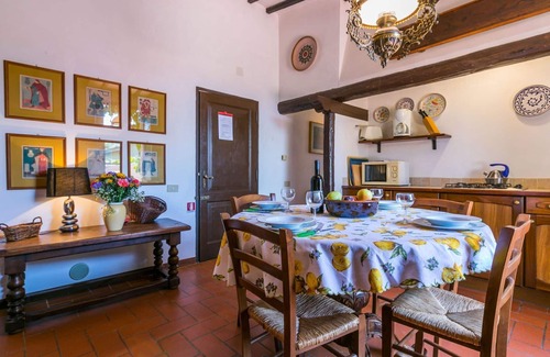 Poggiarello House | Beautiful apartment in villa for 4 people with pool, WIFI, TV, terrace and panoramic view