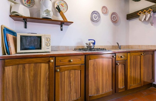 Poggiarello House | Beautiful apartment in villa for 4 people with pool, WIFI, TV, terrace and panoramic view