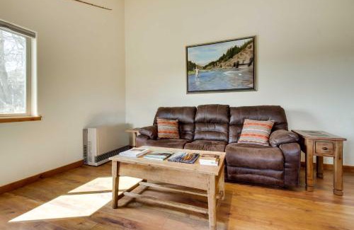 Silver Star House | Beautiful Jefferson River Cabin with Mountain Views!