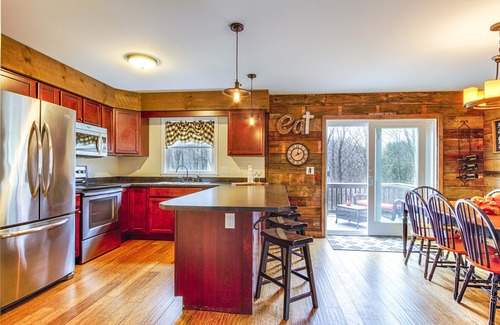 Pittsfield House | Beautiful Killington VT Ski & Mountain Bike 5 Season House