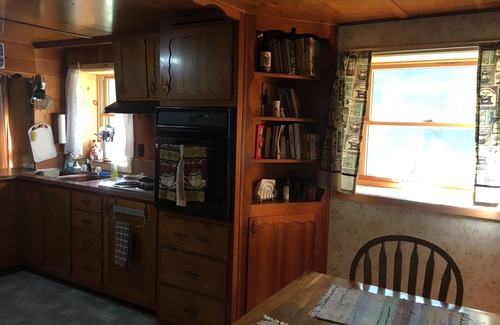 Three Mile Bay House | Beautiful Lake House w/Private Beach