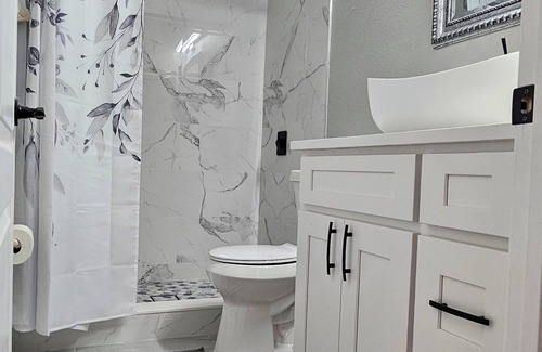 LaVina House | Beautiful Lake Nona Bedroom w/Dedicated Bathroom