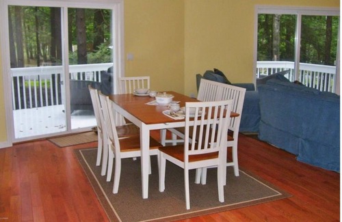 Wallenpaupauk Lake Estates House | Beautiful Lake property- sleeps 6